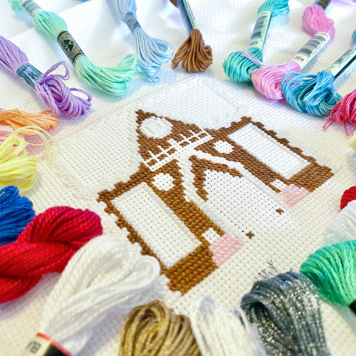 Gingerbread House — Cross-Stitch Pattern
