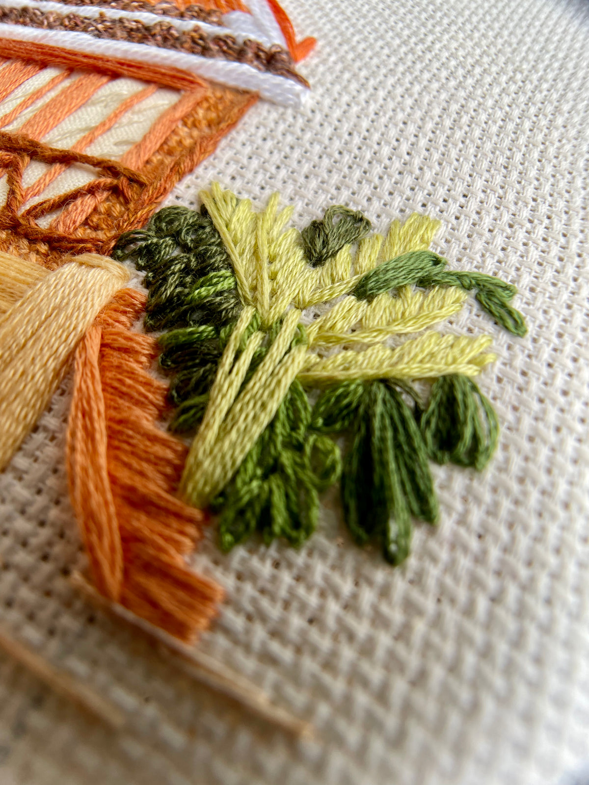 Beach Bungalow Embroidery Class & Pattern — 4-Part Series