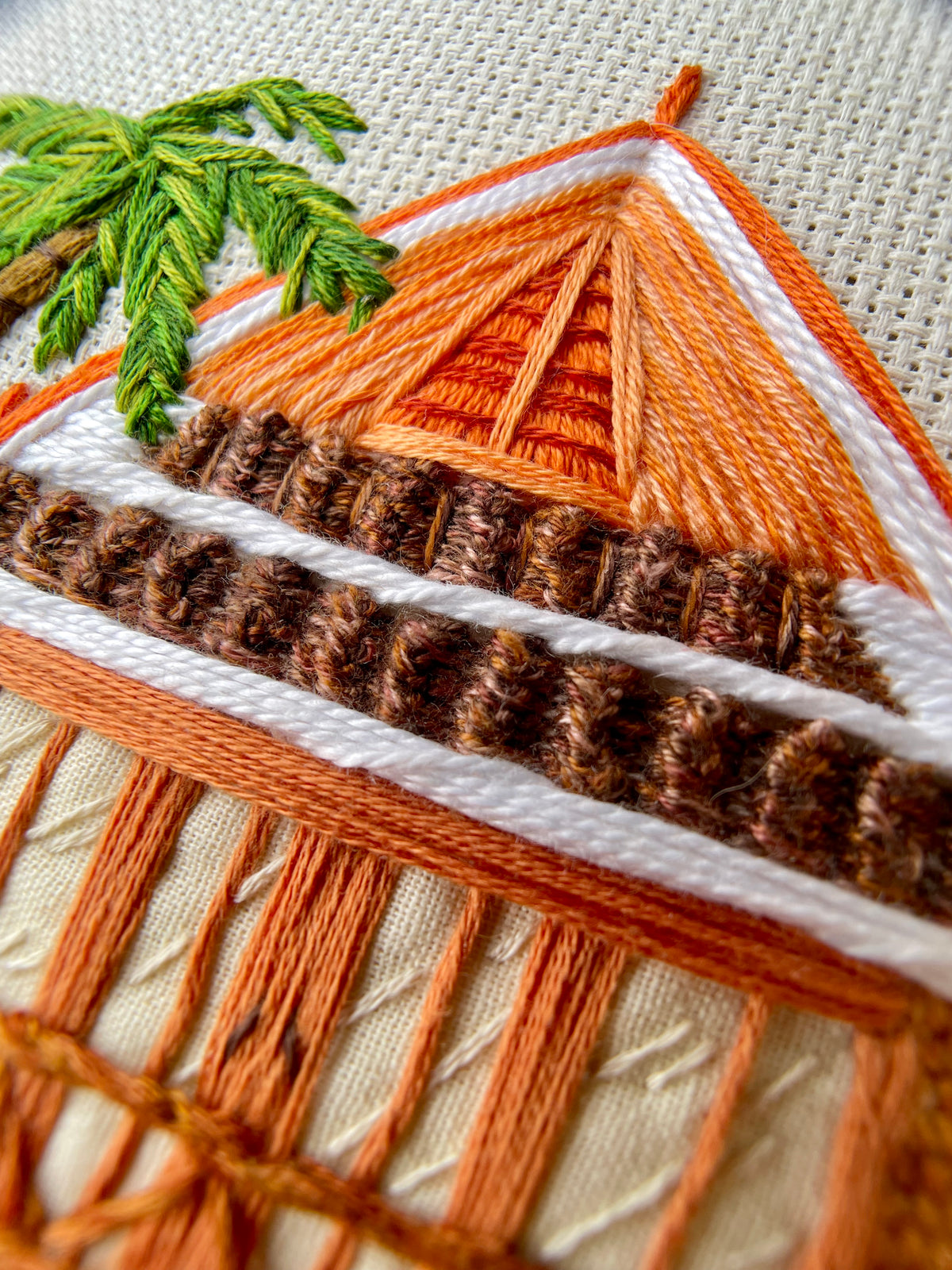 Beach Bungalow Embroidery Class & Pattern — 4-Part Series
